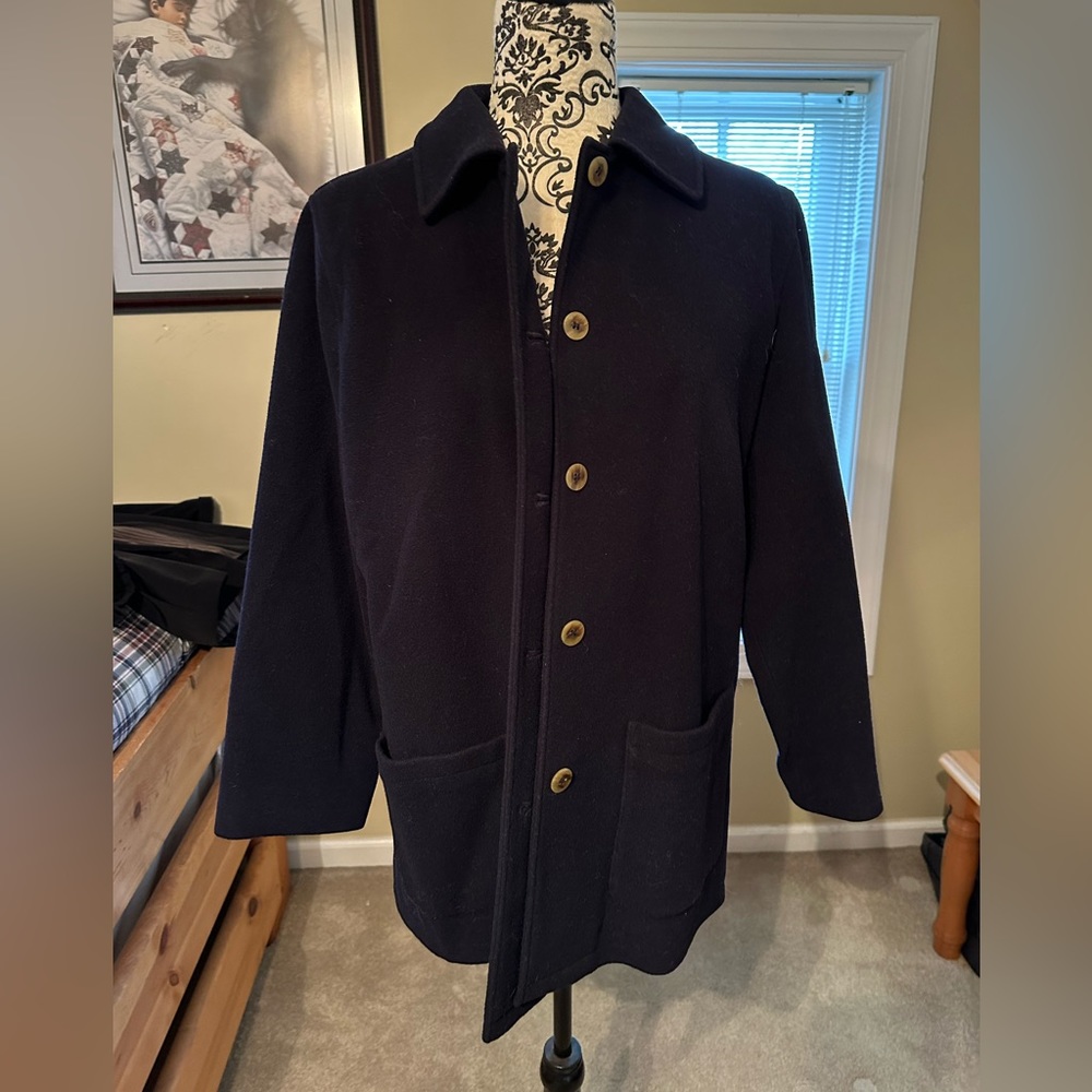 Navy blue Harvé Benard blazer